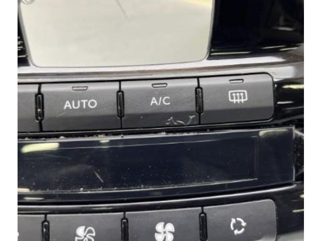 Блок управления климат-контролем Peugeot 2008 I