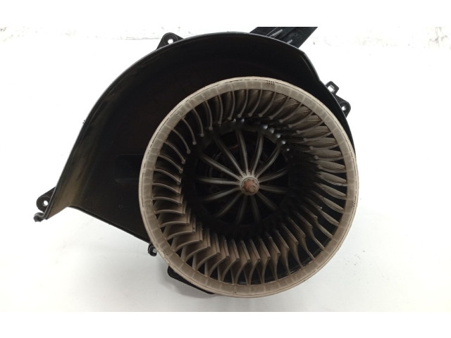 Вентилятор печки 6R1819015 Audi A1