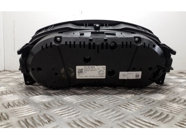 Панель приборов 3V0920941A   Skoda Superb B8 (3V)       