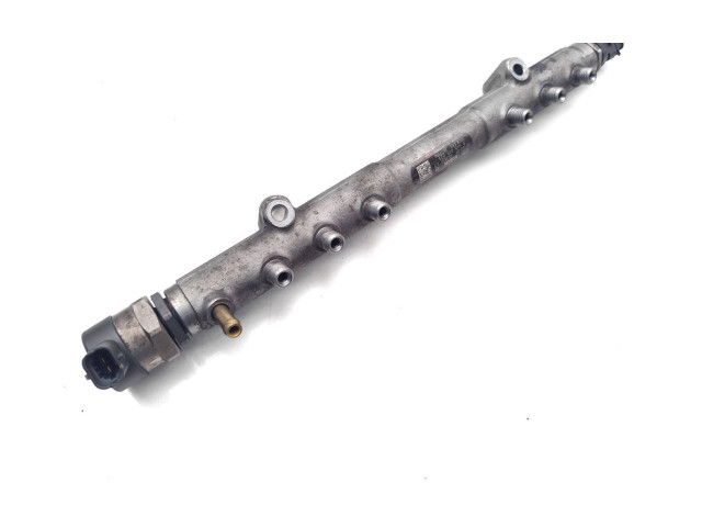 Топливная рампа 30777554, 0281002707   Volvo V70   для двигателя D5244T4