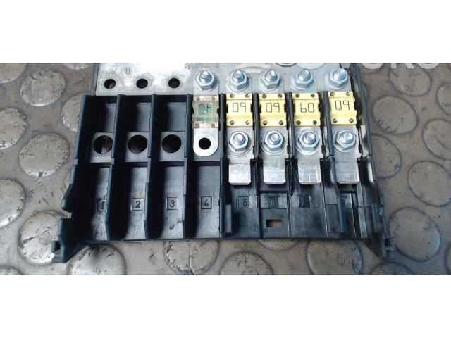 Блок предохранителей  2S6T14A073BA, 1238396   Ford Fusion    