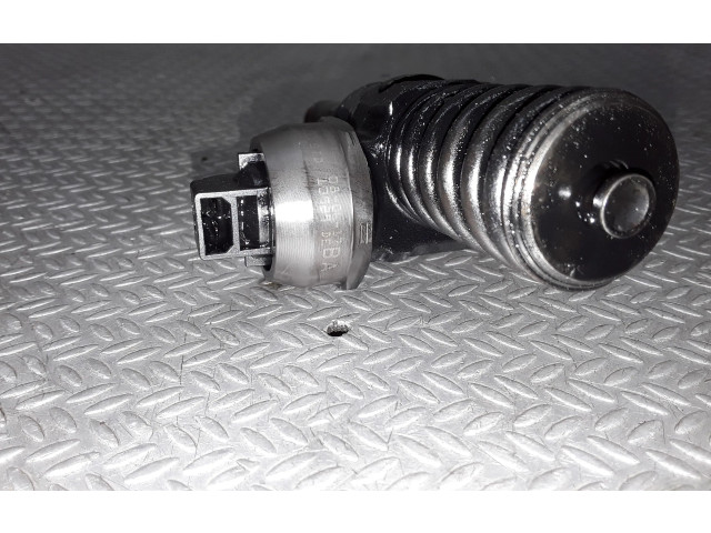 Форсунка 038130073AG Skoda Octavia Mk2 (1Z)