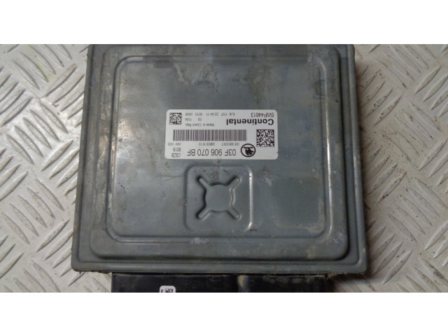 Блок управления двигателя 03F906070BF Skoda Yeti (5L)