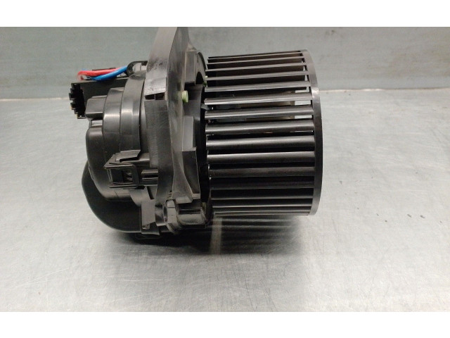 Вентилятор печки 272109977R, T586925 Dacia Jogger