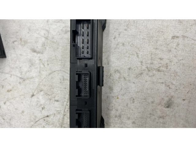 Блок управления 420035785 Audi R8 42