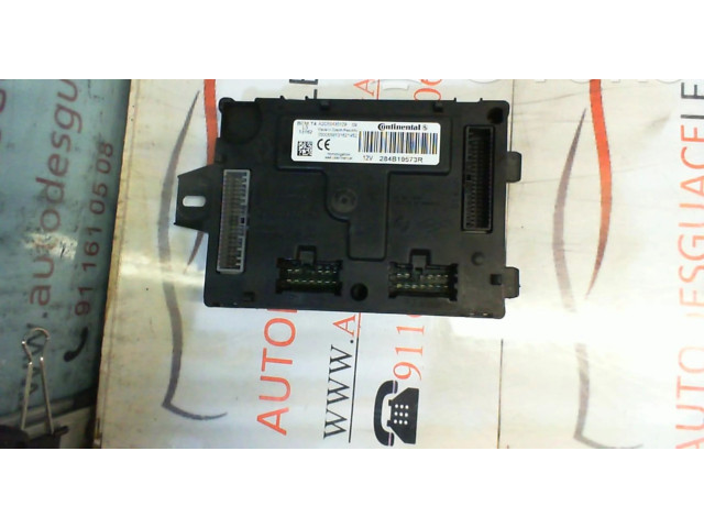 Блок предохранителей 284B19573R Renault Clio III