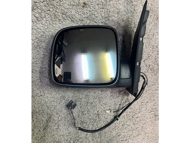 Зеркало электрическое        Volkswagen Caddy  2015 - 2020 года   