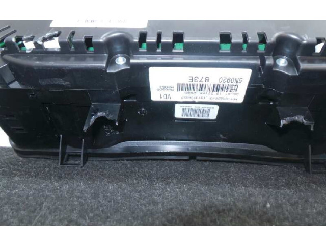 Přístrojová deska Volkswagen Tiguan 2015 VDO