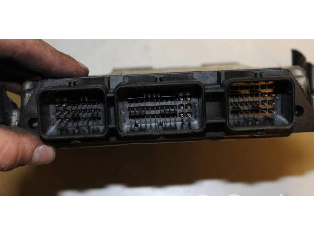 Řídící jednotka 6M5112A650NA, 0281011701 Ford Focus 2006