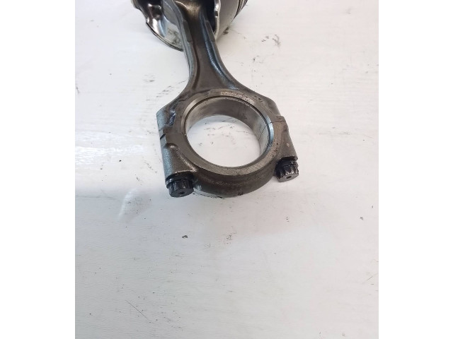 Поршень с шатуном 2AD Lexus IS 220D-250-350