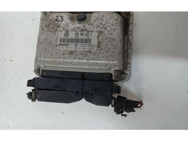 Блок управления двигателя 030906032E, 26SA6059 Volkswagen Lupo
