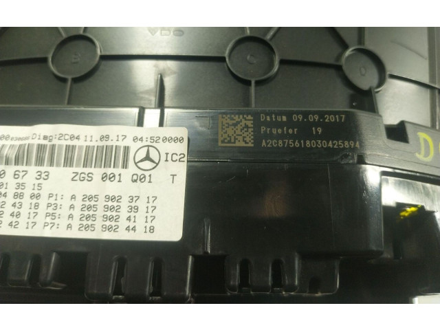 Přístrojová deska Mercedes-Benz GLC X253 C253 2017 A2059006733, A2059006733