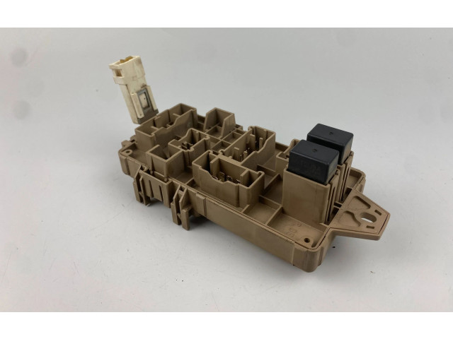 Блок предохранителей  610125   Subaru Forester SG    