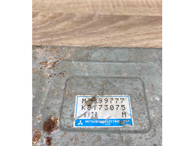 Блок управления двигателем Блок управления MC899777, K8T73075   Mitsubishi Pajero