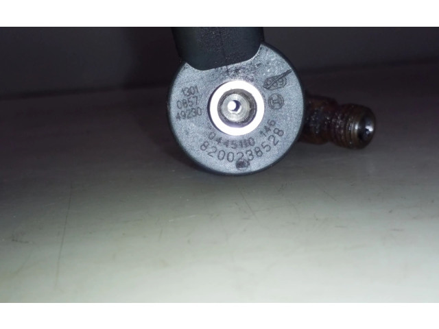 Форсунка 8200238528, 0446110146    Renault Trafic II (X83)  F9Q 762 