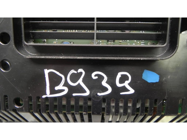 Přístrojová deska BMW 7 F01 F02 F03 F04 2011 9249574, B939