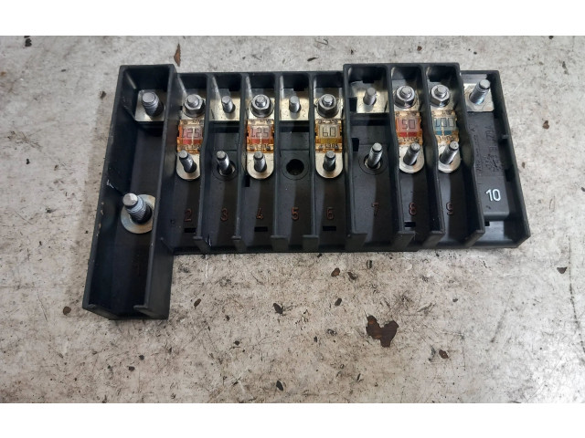   Pojistková skříňka 7H6970187   Volkswagen Transporter - Caravelle T5 2006