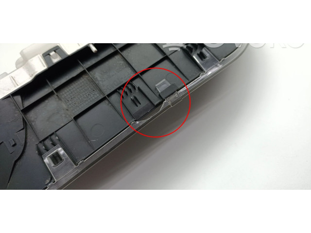 Панель приборов 9814696580 Peugeot 2008 I