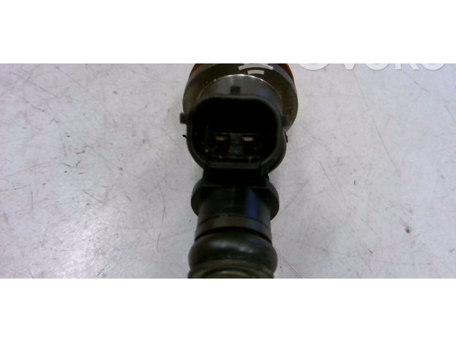 Форсунка E7T05071, MR560552 Mitsubishi Carisma