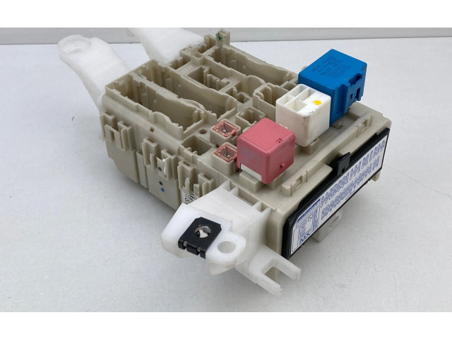 Pojistková skříňka 827300F070C, 15759D29 Toyota Verso 2010