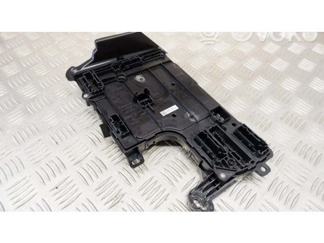 Блок комфорта 156745500C, 156745500C Tesla Model 3