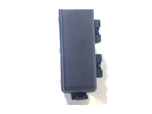 Блок предохранителей    Honda HR-V    