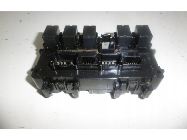 Блок предохранителей Infiniti Q50