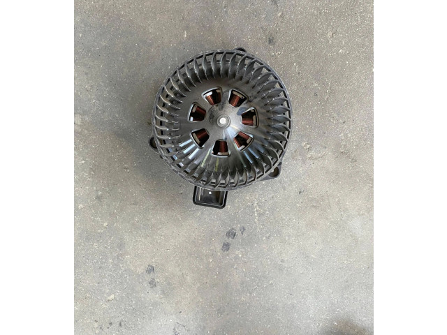 Вентилятор печки    T38258B   BMW X3 G01