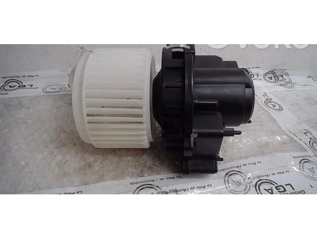 Вентилятор печки    DT116243   Renault Clio V