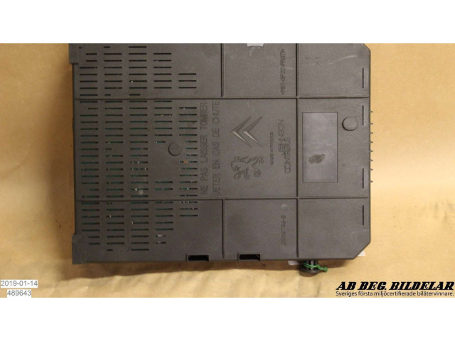 Блок предохранителей 966405908002, K0400270809   Citroen C5    