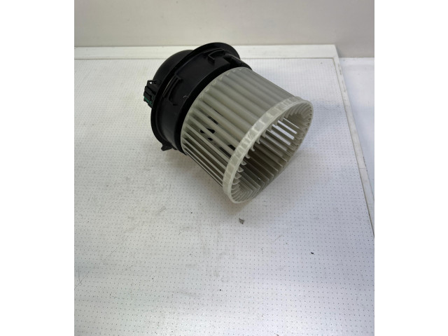 Вентилятор печки 7015011001 Peugeot 2008 II