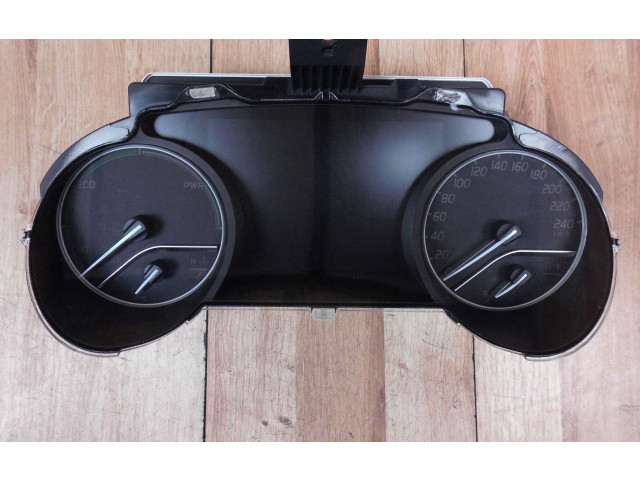 Přístrojová deska Toyota Camry VIII XV70 2020 8380033X81