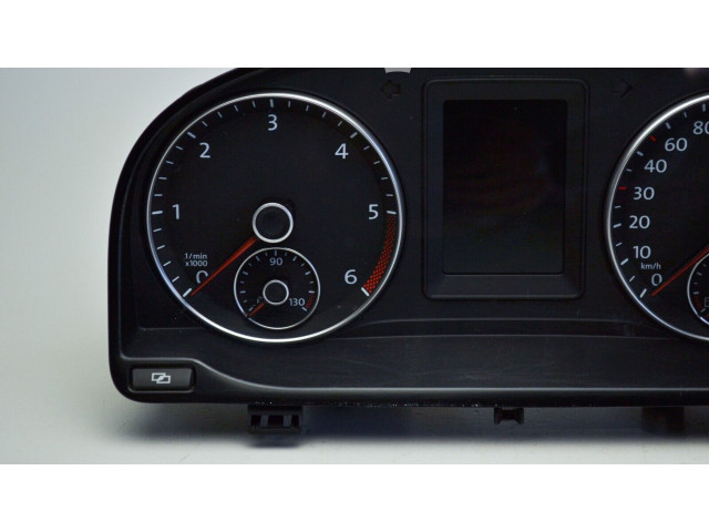 Панель приборов 1T0920865A   Volkswagen Touran II       