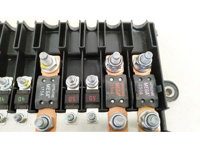 Блок предохранителей  m9d314a073cb   Jaguar I-Pace    