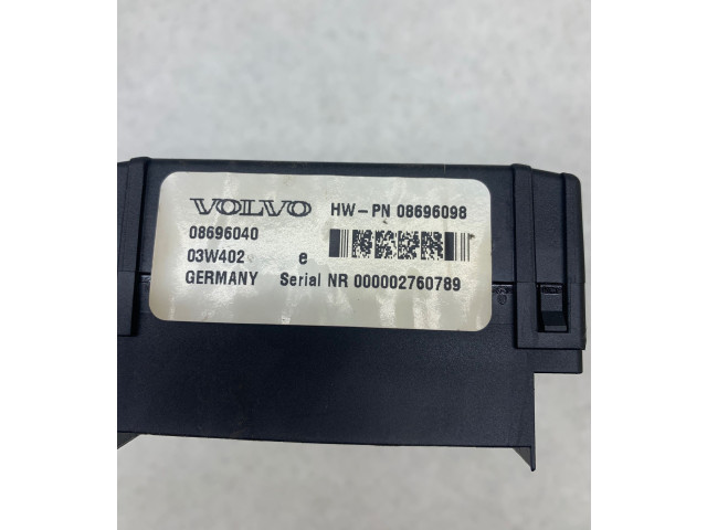 Блок предохранителей 08696098, 08696040 Volvo V70