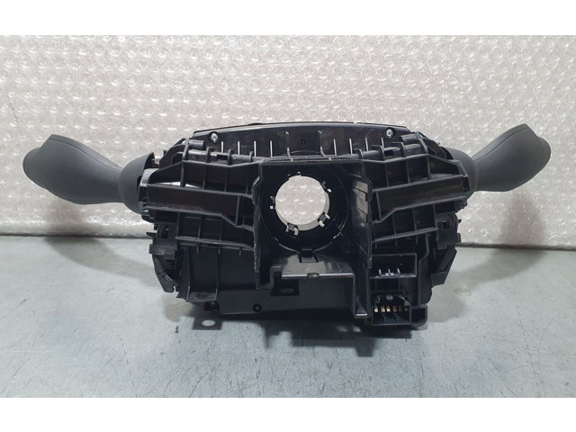 Ручка стеклоочистителей 32266029   Volvo V60