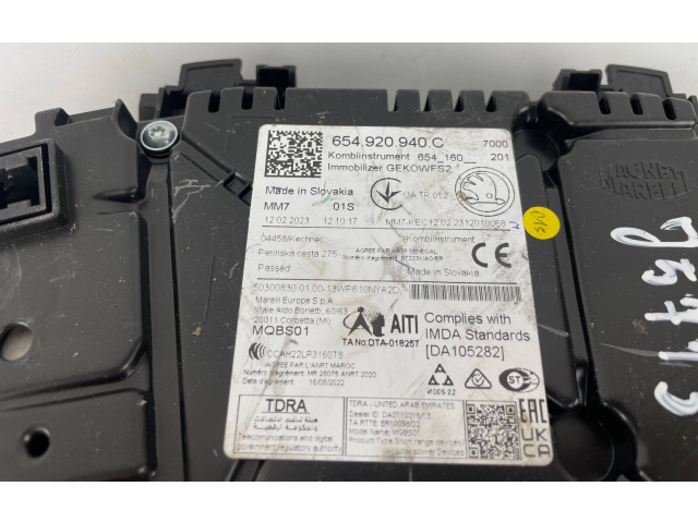 Панель приборов 654920940C   Skoda Kamiq       