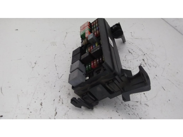 Блок предохранителей A1643402372 Mercedes-Benz ML W164