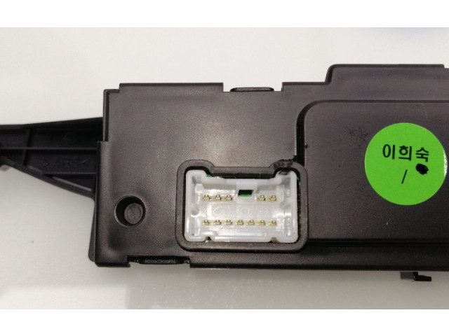 Дисплей    94510A2350WK   KIA Ceed