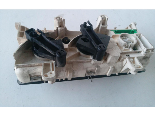 Блок управления климат-контролем    Renault Clio II