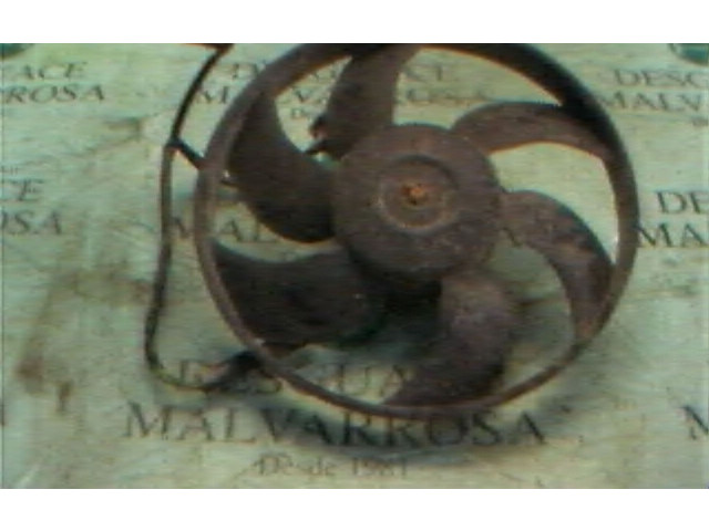 Вентилятор радиатора         Nissan Vanette 