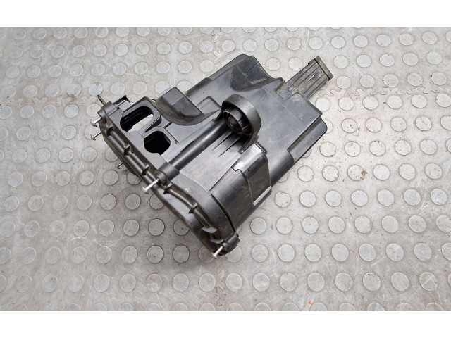 Блок предохранителей 8509909, 8509910 BMW X3 F25