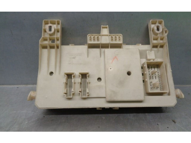 Pojistková skříňka Řídící jednotka BSM BR5S66730D, 519197032 Mazda 3 I 2007