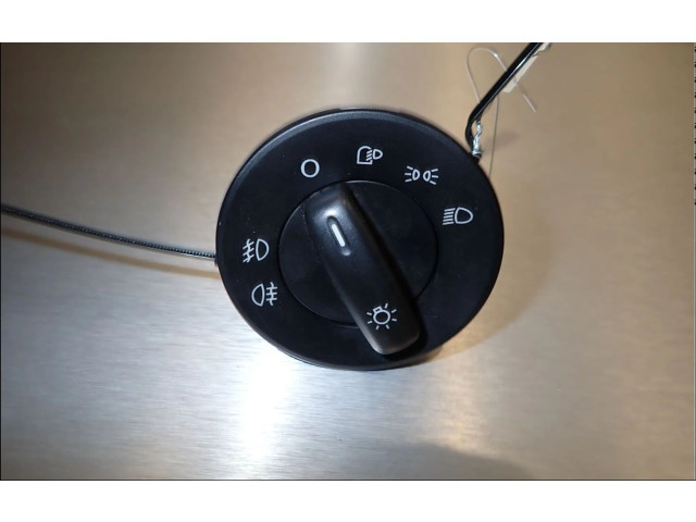 Ручка поворотов/ фонарей 1K0953513G9B9 Skoda Octavia Mk2 (1Z)