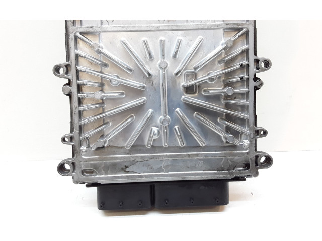 Блок управления двигателя 30729826A, 30729826A   Volvo V70