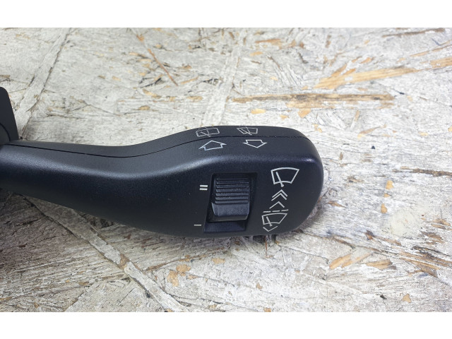 Ручка стеклоочистителей