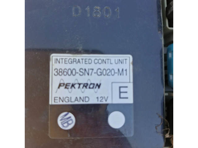 Блок предохранителей  38600SN7G020M1, D1801   Rover 620    