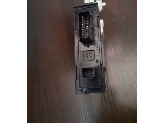 Передний двигатель механизма для подъема окон