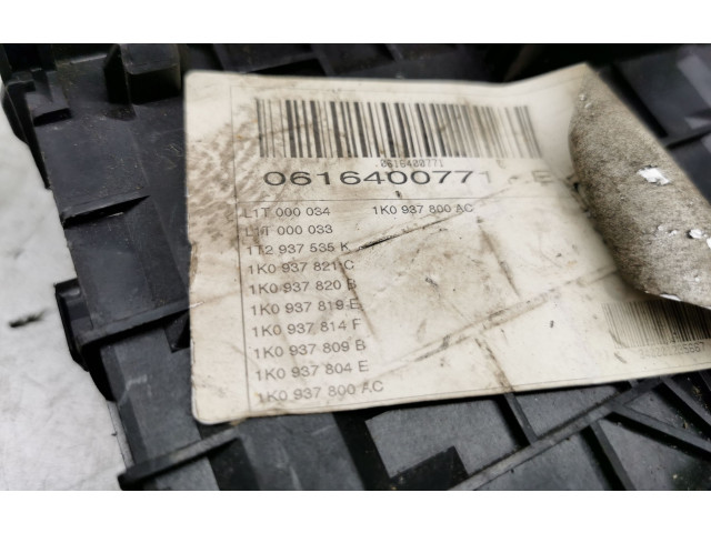 Блок предохранителей 1K0937125A, L1T000034   Volkswagen Touran I    