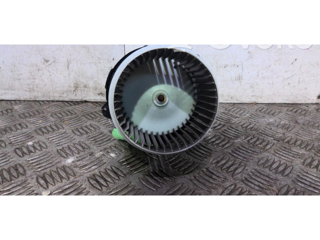 Вентилятор печки    272104788R   Renault Clio V